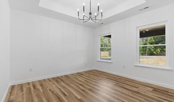 309 W Locust St, Aurora, MO 65605