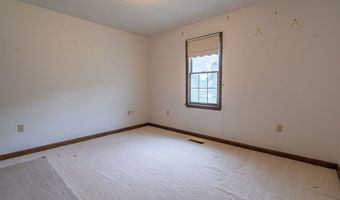 19464 Triple Crown Dr, Abingdon, VA 24211