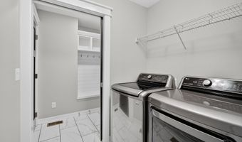 1511 NW Cedar Dr, Ankeny, IA 50023