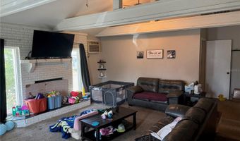 208 CENTER St, Auburndale, FL 33823