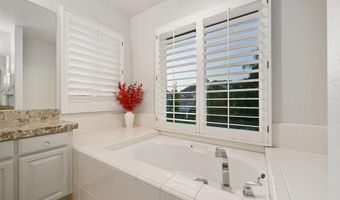 3140 Willow Creek Pl, Escondido, CA 92027