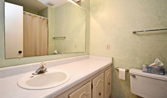 536 ORANGE Dr 16, Altamonte Springs, FL 32701