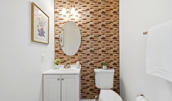 43217 BROOKFORD Sq, Ashburn, VA 20147
