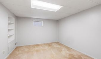 426 Madrina Ct, Ballwin, MO 63021