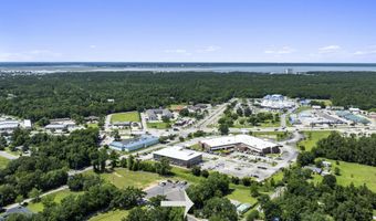 866 Washington St, Bay St. Louis, MS 39520