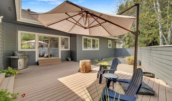 520 NW Divot Dr, Bend, OR 97703