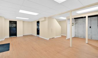 39 Briarwood Dr, Colchester, CT 06415
