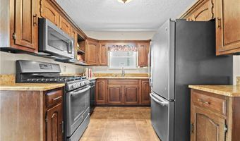 170 E Beech St NE, Alliance, OH 44601