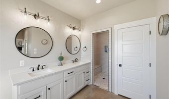 350 Rolling Ranch Blvd, Alvord, TX 76225