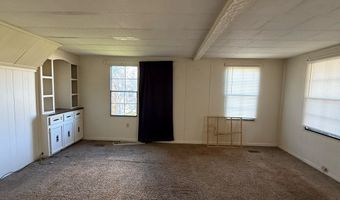 121 Caldwell St, Athens, WV 24712