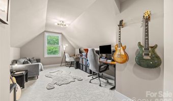 4017 Plaza Row Ct, Charlotte, NC 28205