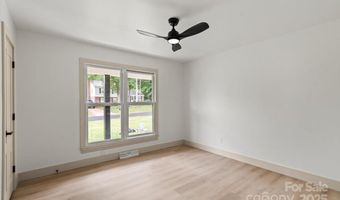 3937 Tamerlane Dr, Charlotte, NC 28205