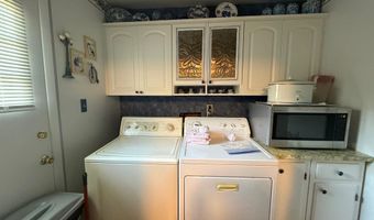413 E Shawnee Ln, Attica, IN 47918