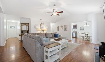 322 Tamarack Dr, Ayden, NC 28513