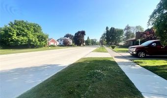 7208 Rosedale Blvd, Allen Park, MI 48101