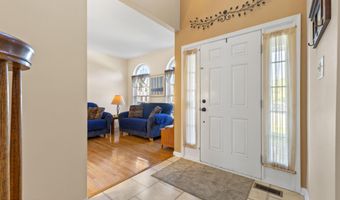 5 Overlook Ct, Bayville, NJ 08721