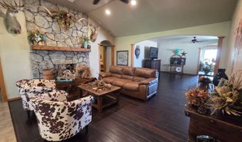 568 Woodford Rd, Ardmore, OK 73401