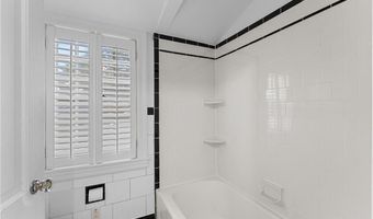 72 Ferry Ln, Barrington, RI 02806