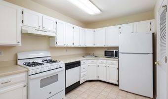90 Puffin Glade, Bayville, NJ 08721