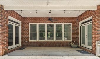 124 Westchester Dr, Macon, GA 31210