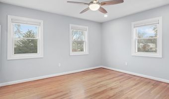 2203 ARLINGTON Ter, Alexandria, VA 22303