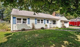 239 Richmond Dr, Warwick, RI 02888