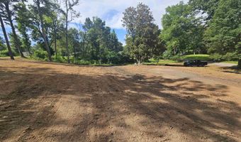 2211 Chatfield Rd, Benton, AR 72015