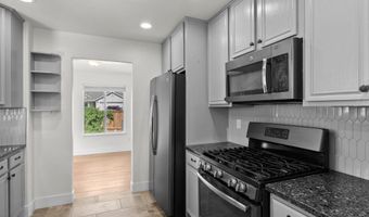 636 Wedge Ln, Fernley, NV 89408