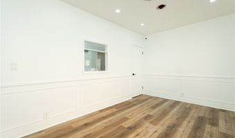 2028 Lake Ave, Altadena, CA 91001