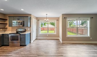 611 Court St, Adel, IA 50003