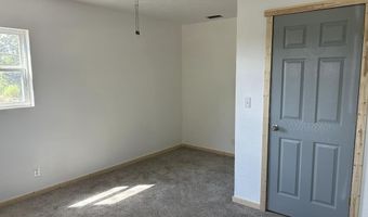 690 Autumnwood Rd, Ash Flat, AR 72513