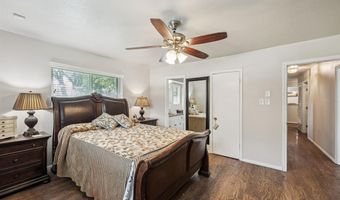 403 N Baugh St, Alvarado, TX 76009