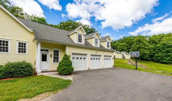 40 Old Bridge Rd, Brookfield, CT 06804