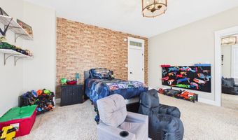 1104 S Harrison St, Alexandria, IN 46001