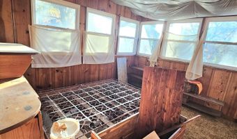 444 E 8th St, Baxter Springs, KS 66713