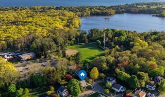 316 Waseca Ave, Barrington, RI 02806