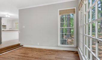 2420 E Alberson Dr, Albany, GA 31721