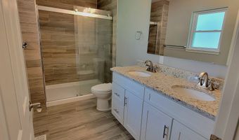 8201 Windcombe Blvd, Indianapolis, IN 46240