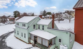 57 Oxford St, Augusta, ME 04330