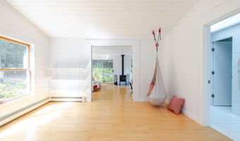 30-40 Fawn Ln, Accord, NY 12404