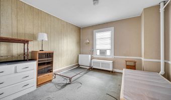 38 Prospect Pl, Bristol, CT 06010