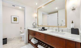 223 Saratoga Rd 3501, Honolulu, HI 96815
