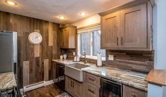 9 Top Notch Rd, Bartlett, NH 03812