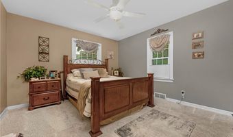 984 Cleveland Ave, Amherst, OH 44001
