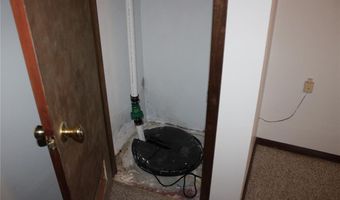 3 E Elm St, Alton, IL 62002