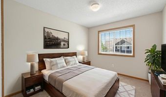 6213 Maclynn Ave NE, Albertville, MN 55301