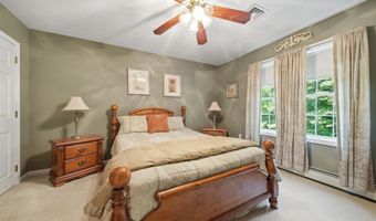 43 Emerson Rd, Chester, NH 03036