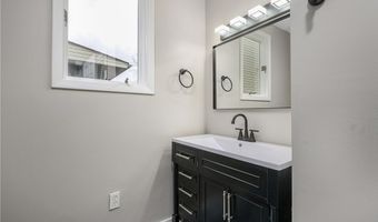 1122 Wade St, Aliquippa, PA 15001