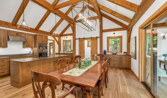 31 Cave Mountain Rd, Bartlett, NH 03812