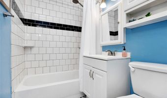 3 Kent Pl, Amityville, NY 11701